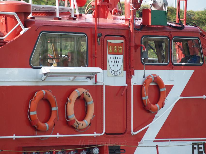 Feuerloeschboot 10-2      P045.JPG